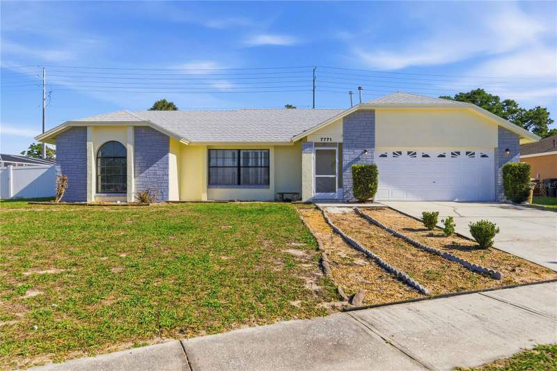 4 bedroom Single Family Residence at 7771 Indian Ridge Trail, Indian Ridge Unit 5, Kissimmee — photo 2