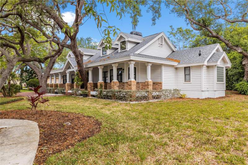 4 bedroom Single Family Residence at 335 Sanctuary Drive, Seaside Sanctuary, Crystal Beach — photo 3