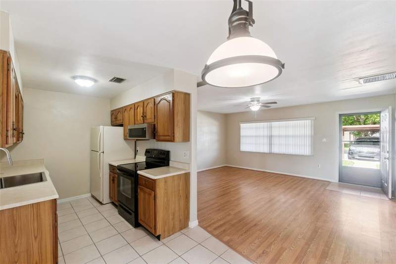 2 bedroom Villa at 12418 Orangewood Circle, Summit Chase Villas Ph 01, Tavares — photo 5