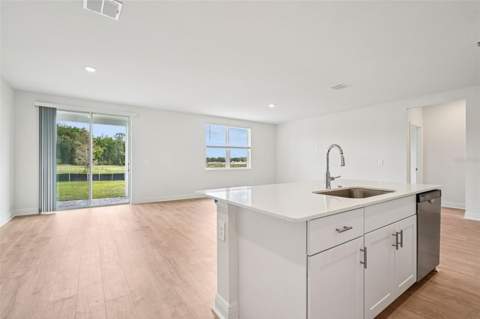 811 Sunshower Drive, Lady Lake FL - photo 14 of 33
