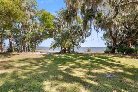 12621 SE Sunset Harbor Road, Weirsdale FL - photo 6 of 6