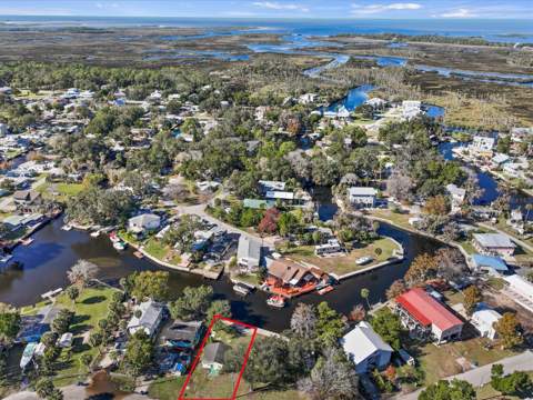 7255 Tropical Drive, Weeki Wachee FL - photo 11 of 20
