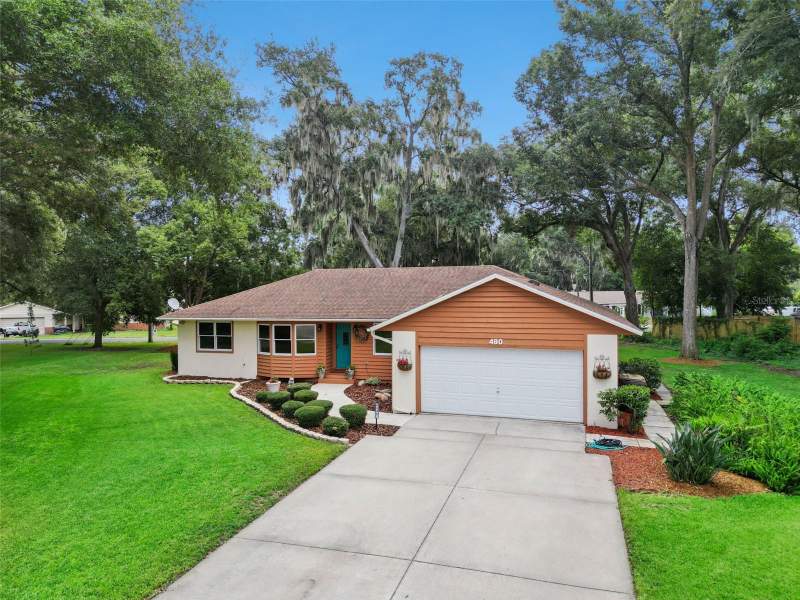 3 bedroom Single Family Residence at 480 Lake Forest Circle, Lake Forest Sub, Mount Dora — photo 2