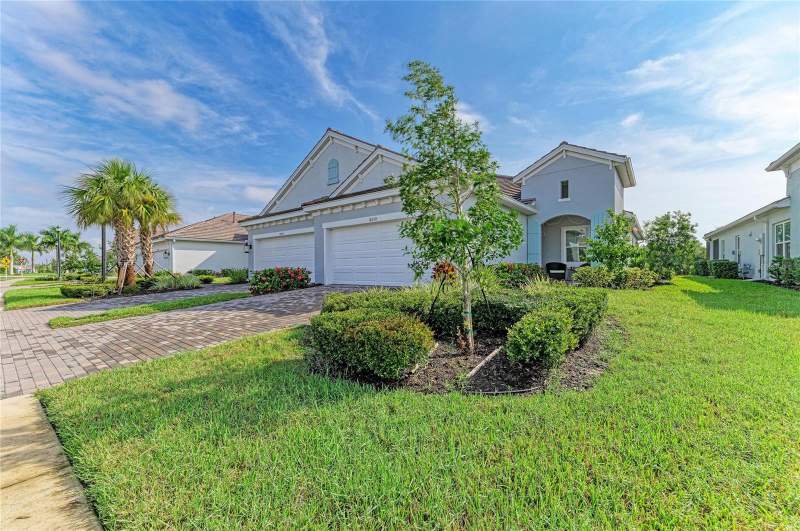 2 bedroom Villa at 18098 Franklin Park Court, Wysteria-Wellen Pk Vlg F-4, Venice — photo 3