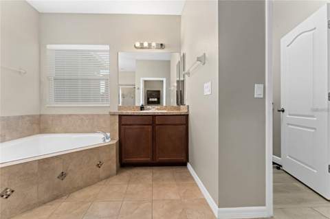 14537 San Lorenzo Drive, Orlando FL - photo 21 of 48