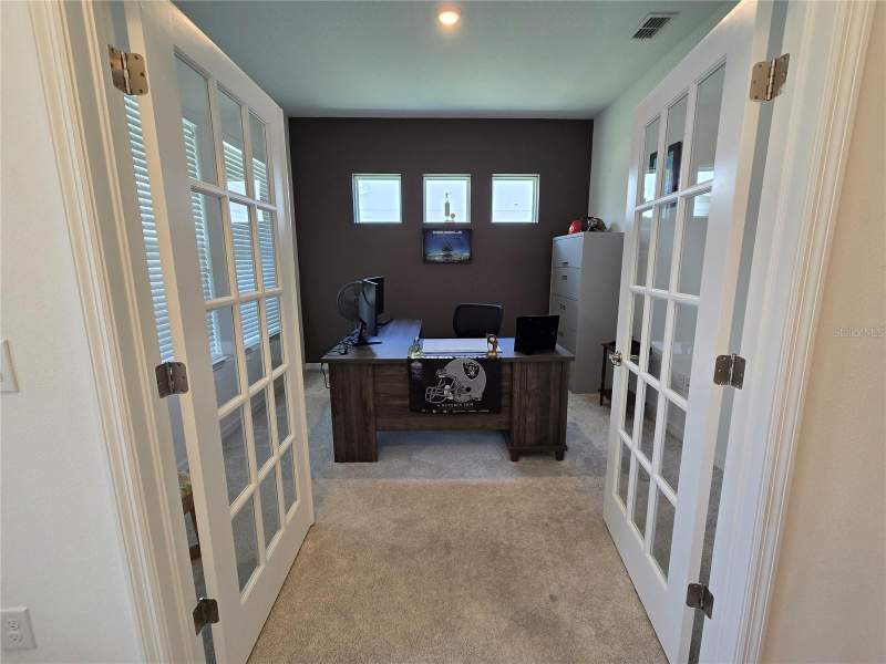 4 bedroom Single Family Residence at 863 W Bayshore Drive, Bayshore Heights Pt Rep, Tarpon Springs — photo 5