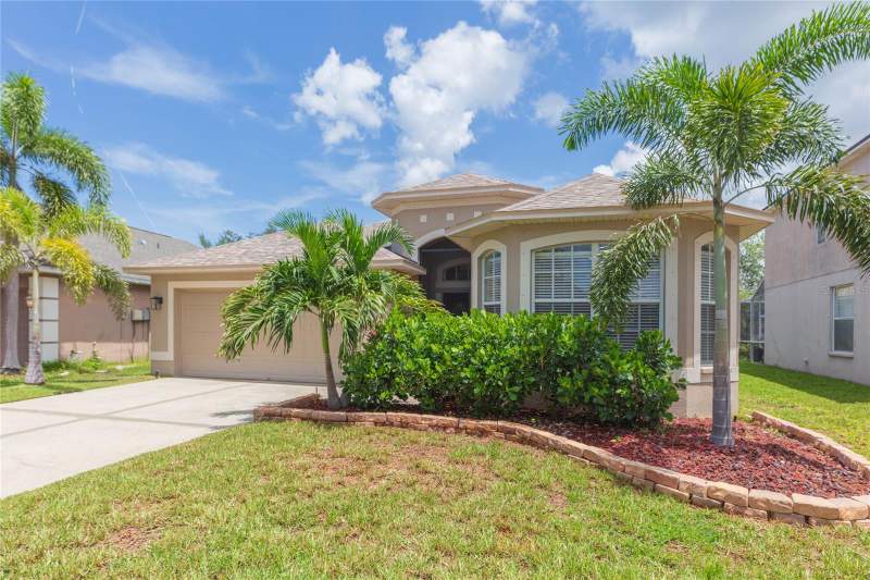 3 bedroom Single Family Residence at 1615 Bonita Bluff Court, Mira Lago West Ph 1, Ruskin — photo 2