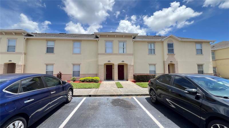 4 bedroom Townhouse at 2848 Club Cortile Circle, Club Cortile, Kissimmee — photo 2
