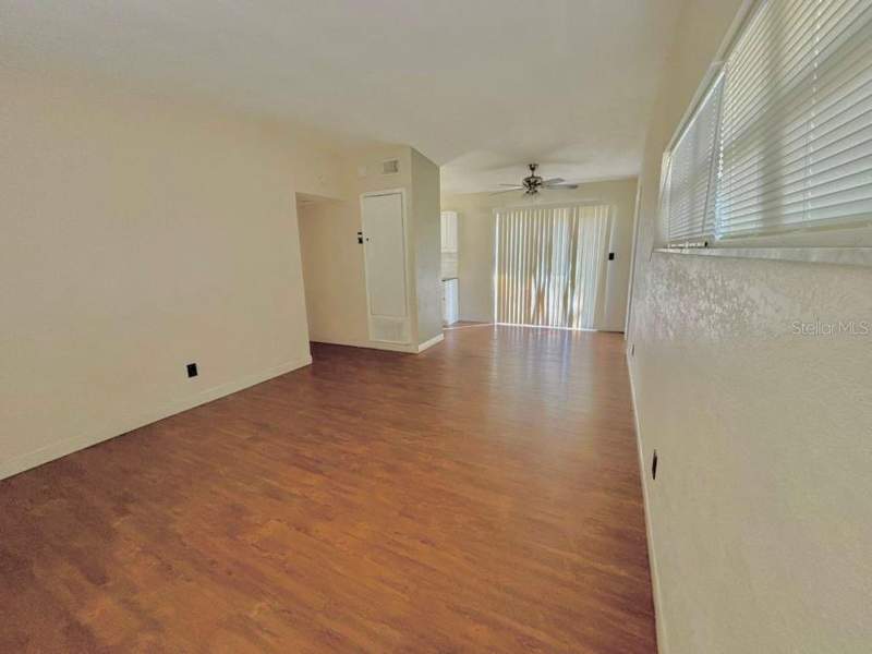 3 bedroom Single Family Residence at 4314 Silver Star Road, Normandy Shores Sec 01, Orlando — photo 4