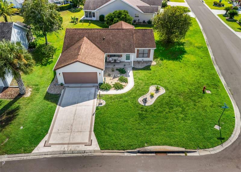 2 bedroom Single Family Residence at 1056 Soledad Way, The Villages, The Villages — photo 2