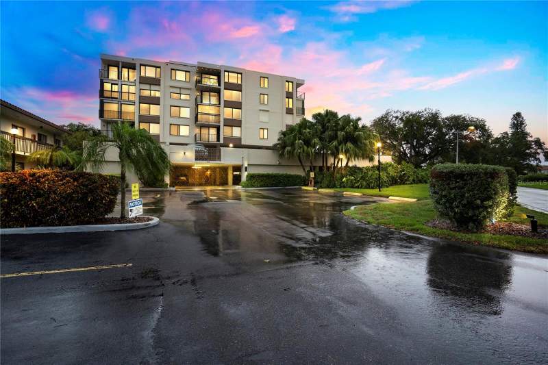 6219 PALMA DEL MAR BOULEVARD #301 home for sale in Palma Del Mar
