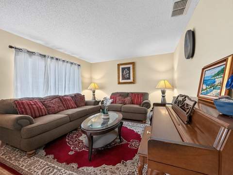 1048 Hill Mount Drive, Minneola FL - photo 7 of 40