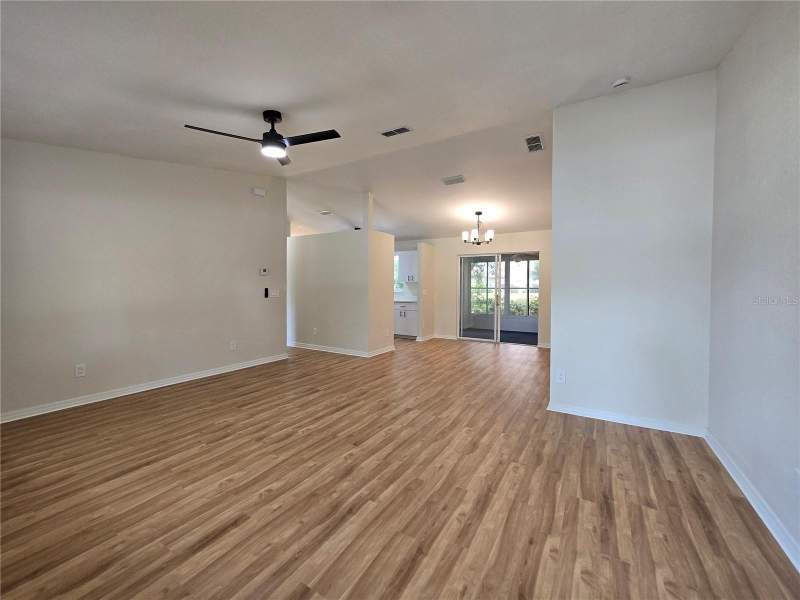 2 bedroom Single Family Residence at 6121 SW 103rd Loop, Cherrywood Estate, Ocala — photo 5