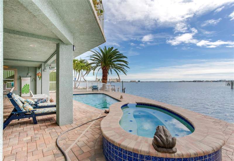 Redington Beach Homes
