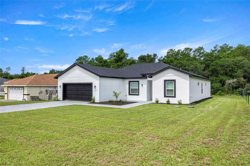 4 bedroom Single Family Residence at 15610 SW 28th Avenue Road, Marion Oaks Un 3, Ocala — photo 4
