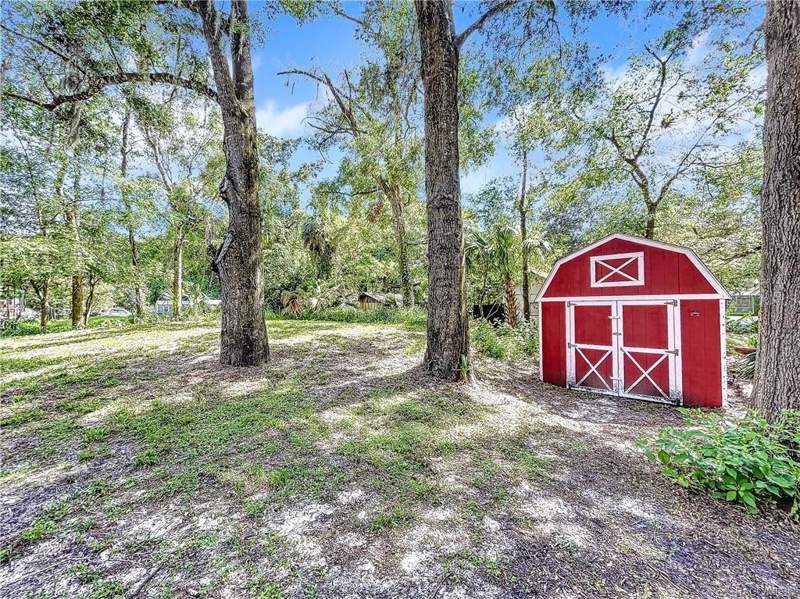 3 bedroom Single Family Residence at 130 N Hawthorne Drive, Inglis, Inglis — photo 5