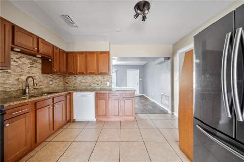 10602 Camelia Drive, Port Richey FL - photo 9 of 31