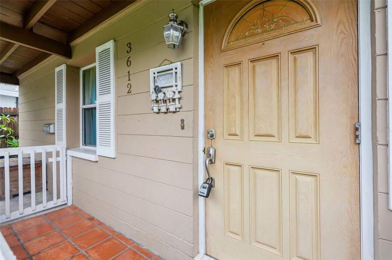2 bedroom Single Family Residence at 3612 71st Street, Tyrone, St Petersburg — photo 2