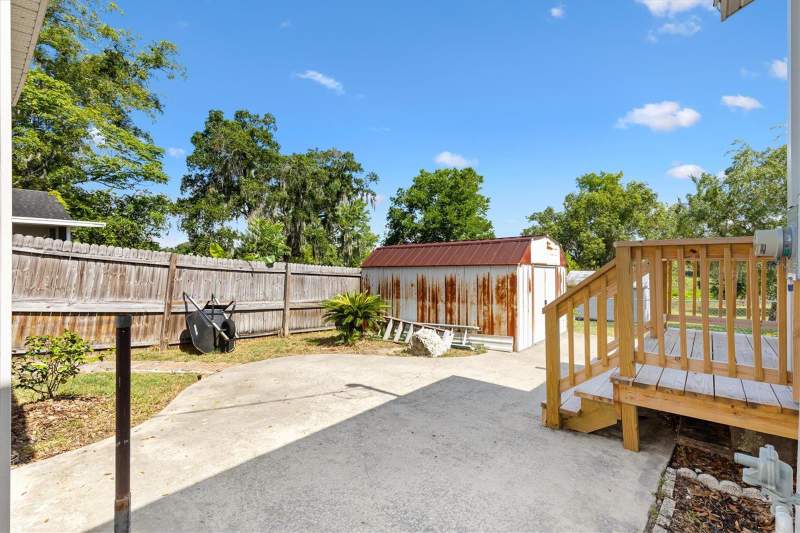 3 bedroom Single Family Residence at 2000 South Street, Leesburg Floral Heights, Leesburg — photo 5