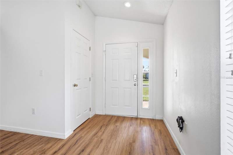 4 bedroom Single Family Residence at 1500 Casterton Circle, Westridge, Davenport — photo 3