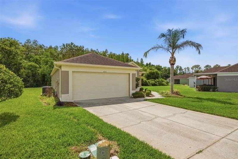 3 bedroom Villa at 5600 Sir Barton Court, Lexington Oaks Ph 02, Wesley Chapel — photo 3