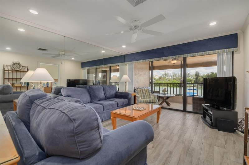 2 bedroom Condominium at 4780 Brittany Drive #114, Villas On Point Brittany Condo, St Petersburg — photo 3