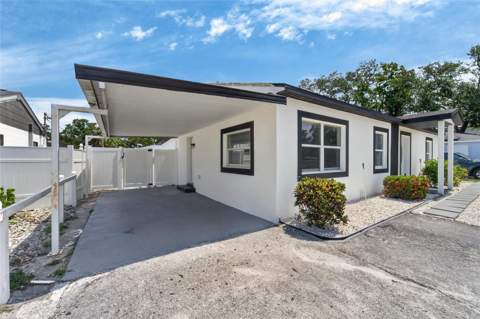 4711 W Lawn Avenue, Tampa FL - photo 6 of 75