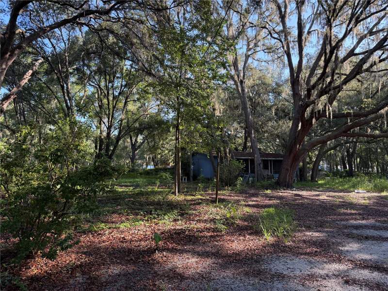 2 bedroom Manufactured Home at 13799 NE 47th Avenue, Toweing Oaks, Anthony — photo 4
