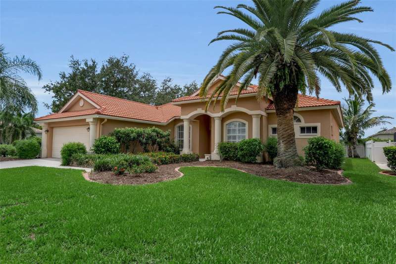 4 bedroom Single Family Residence at 1036 Oak Meadow Lane, Rivendell, Unit 3-A, Osprey — photo 2