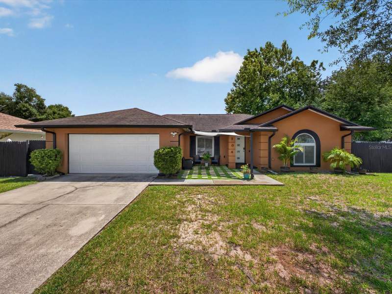 3 bedroom Single Family Residence at 2704 Muscatello Street, Pepper Mill Sec 10, Orlando — photo 2