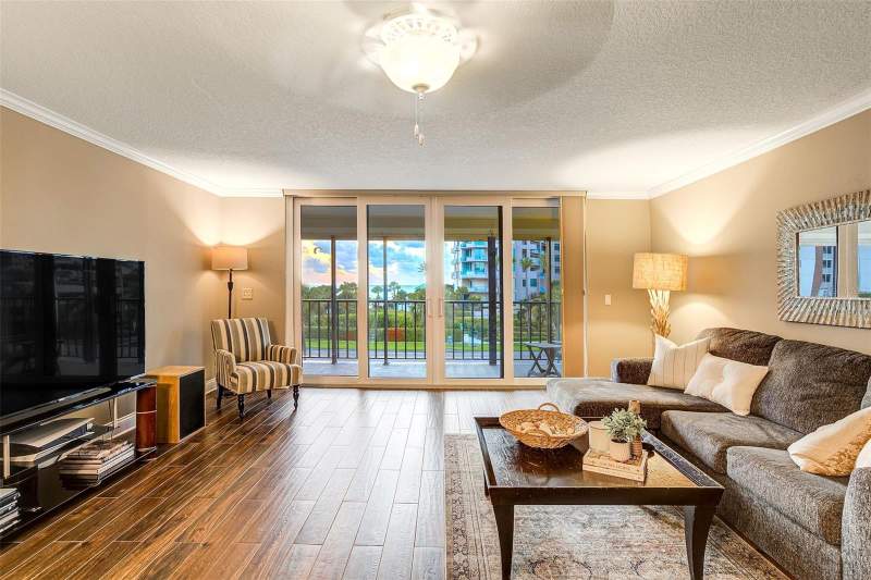 2 bedroom Condominium at 1581 Gulf Boulevard #203N, Harbour The Condo, Clearwater Beach — photo 5