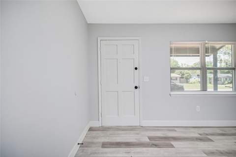 3669 Yosemite Drive, Orlando FL - photo 8 of 34