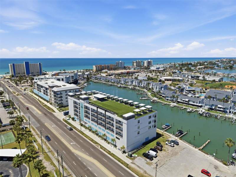 3 bedroom Condominium at 400 150th Avenue #305, The Residences At Town Center, Madeira Beach — photo 2