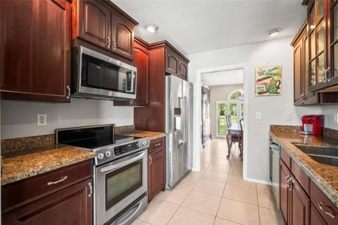 4194 Banbury Circle, Parrish FL - photo 13 of 58