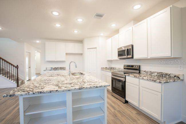 6 bedroom Single Family Residence at 4355 Winesap Way, Applewood Reserve, Lakeland — photo 3