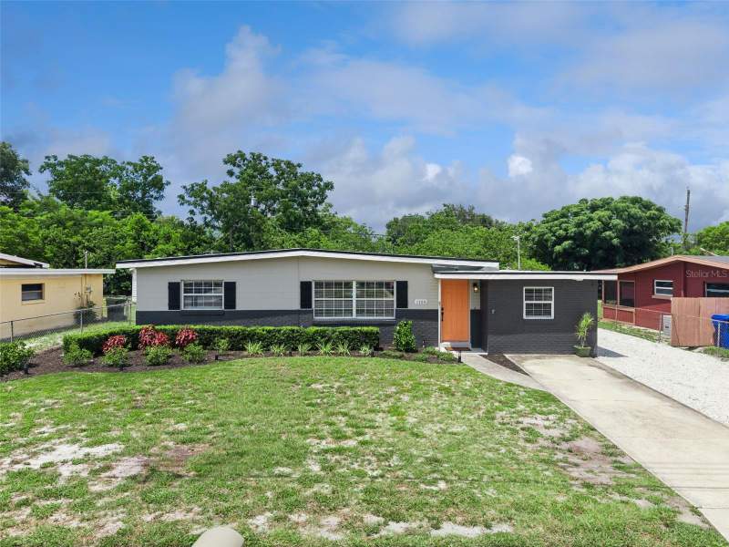 3 bedroom Single Family Residence at 1100 WURST ROAD, PEACH LAKE MANOR, OCOEE — photo 2