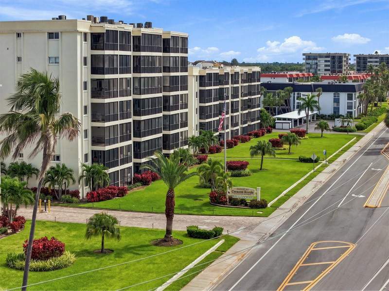 2 bedroom Condominium at 797 Beach Road #415, Crescent Royale 2, Sarasota — photo 4
