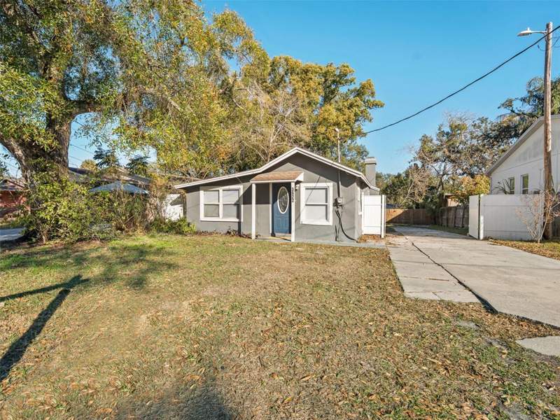 3622 E MOHAWK AVENUE home for sale in Belmont Heights