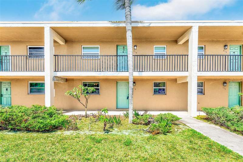 Oakhurst Garden Apartments Condo