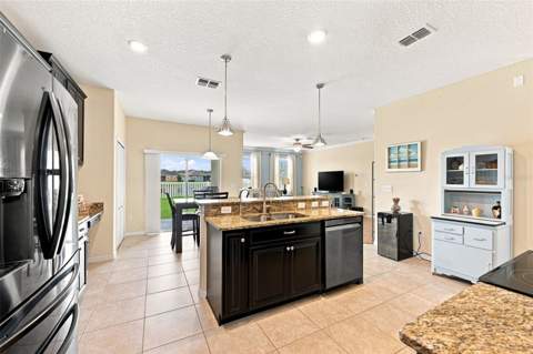 12335 Ballentrae Forest Drive, Riverview FL - photo 16 of 64