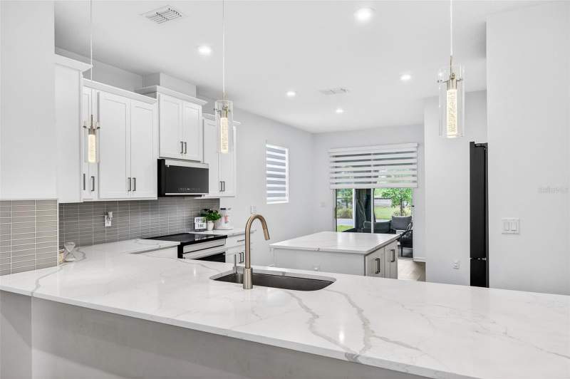 4 bedroom Single Family Residence at 11404 Sunsail Avenue, Starwood Phase N-1C, Orlando — photo 2