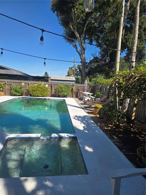 1117 Webb Drive, Clearwater FL - photo 15 of 54