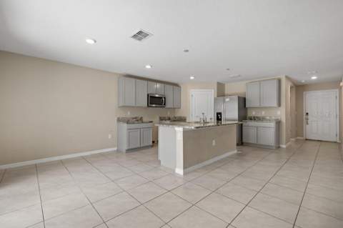 5280 Fiddle Fig Avenue, Wimauma FL - photo 6 of 43