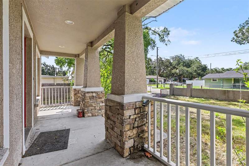 4 bedroom Single Family Residence at 2603 W Henry Avenue, Tampa, Tampa — photo 4