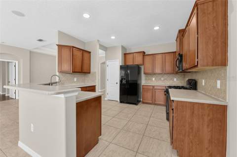 12218 Lavender Loop, Bradenton FL - photo 12 of 47