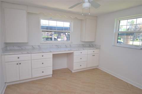 4136 Stratford Drive, New Port Richey FL - photo 11 of 24