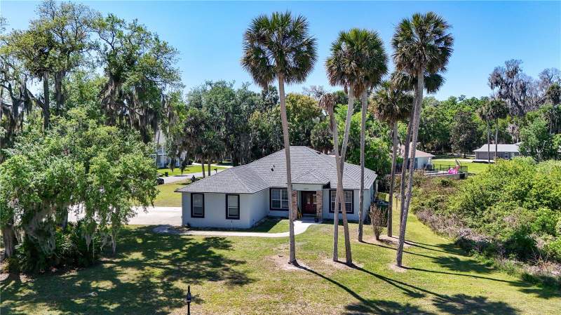 4 bedroom Single Family Residence at 28931 Beauclaire Drive, Lake Beauclaire Sub, Tavares — photo 3