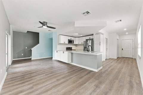 4363 Tyler Circle, St Petersburg FL - photo 9 of 45
