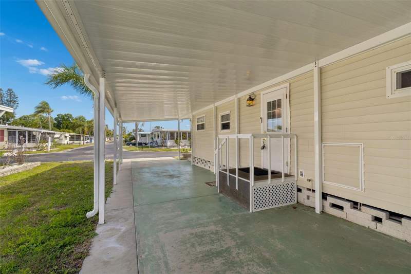 2 bedroom Mobile Home at 12651 SEMINOLE BOULEVARD #15I, POINTE WEST RESIDENT OWNED COMMUNITY INC, LARGO — photo 3