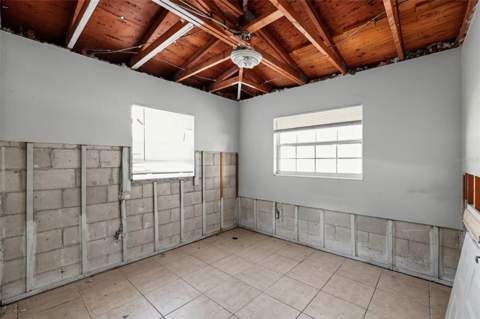 7201 Kingston Drive, Tampa FL - photo 16 of 31